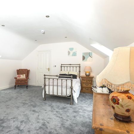 Mill Lodge B&B Банбридж Екстериор снимка