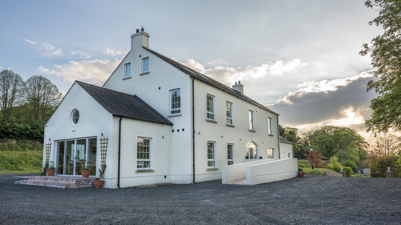 Mill Lodge B&B Банбридж Екстериор снимка