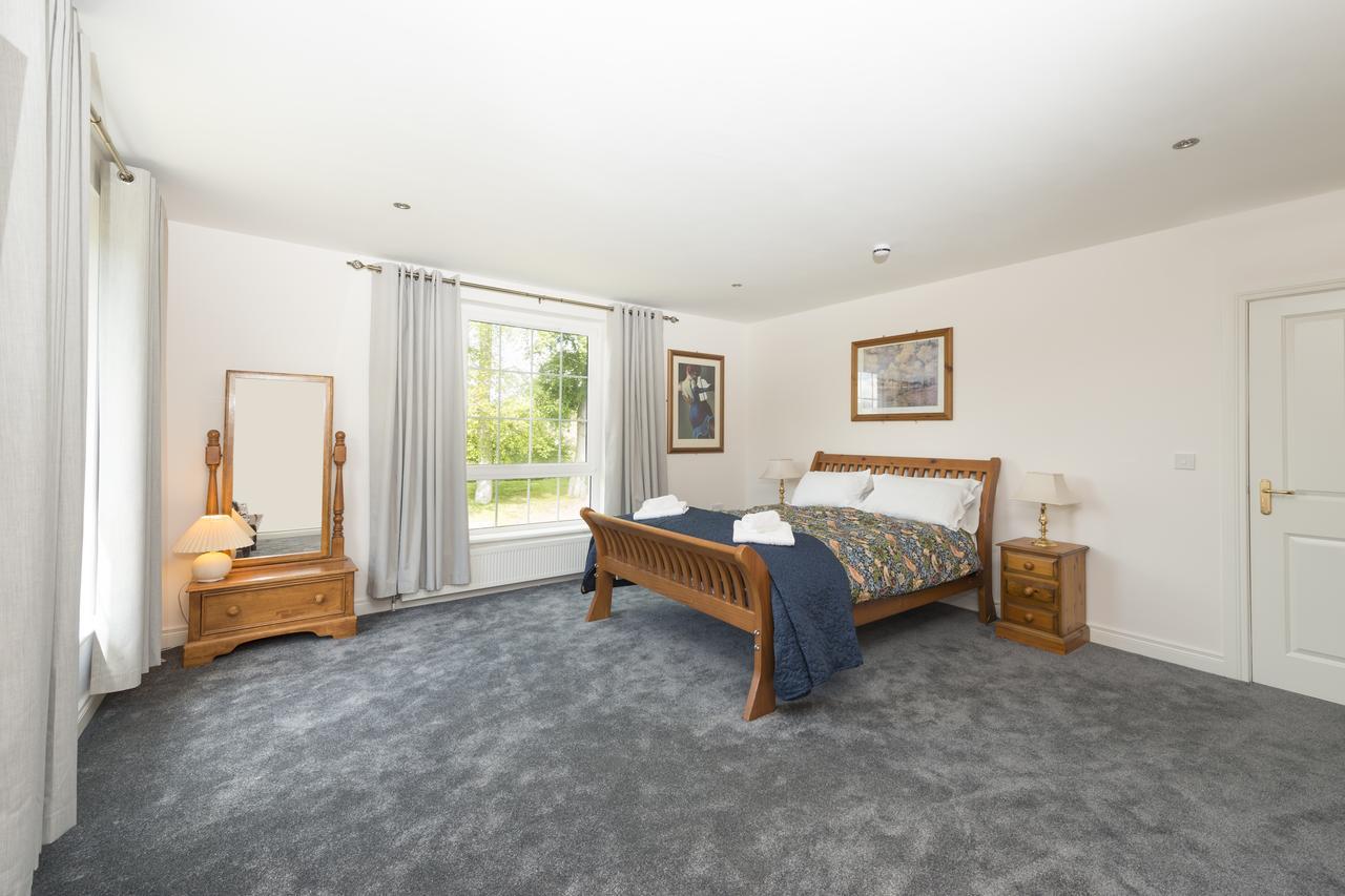 Mill Lodge B&B Банбридж Екстериор снимка